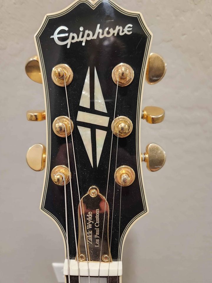 Epiphone Zakk Wylde Signature Les Paul Custom Antique Ivory