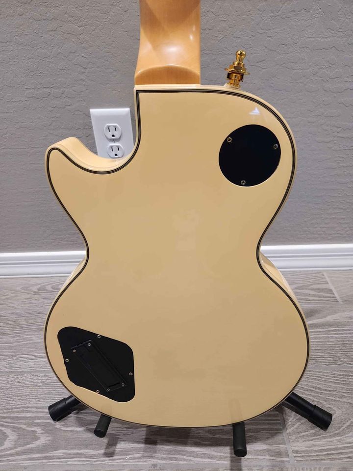 Epiphone Zakk Wylde Signature Les Paul Custom Antique Ivory