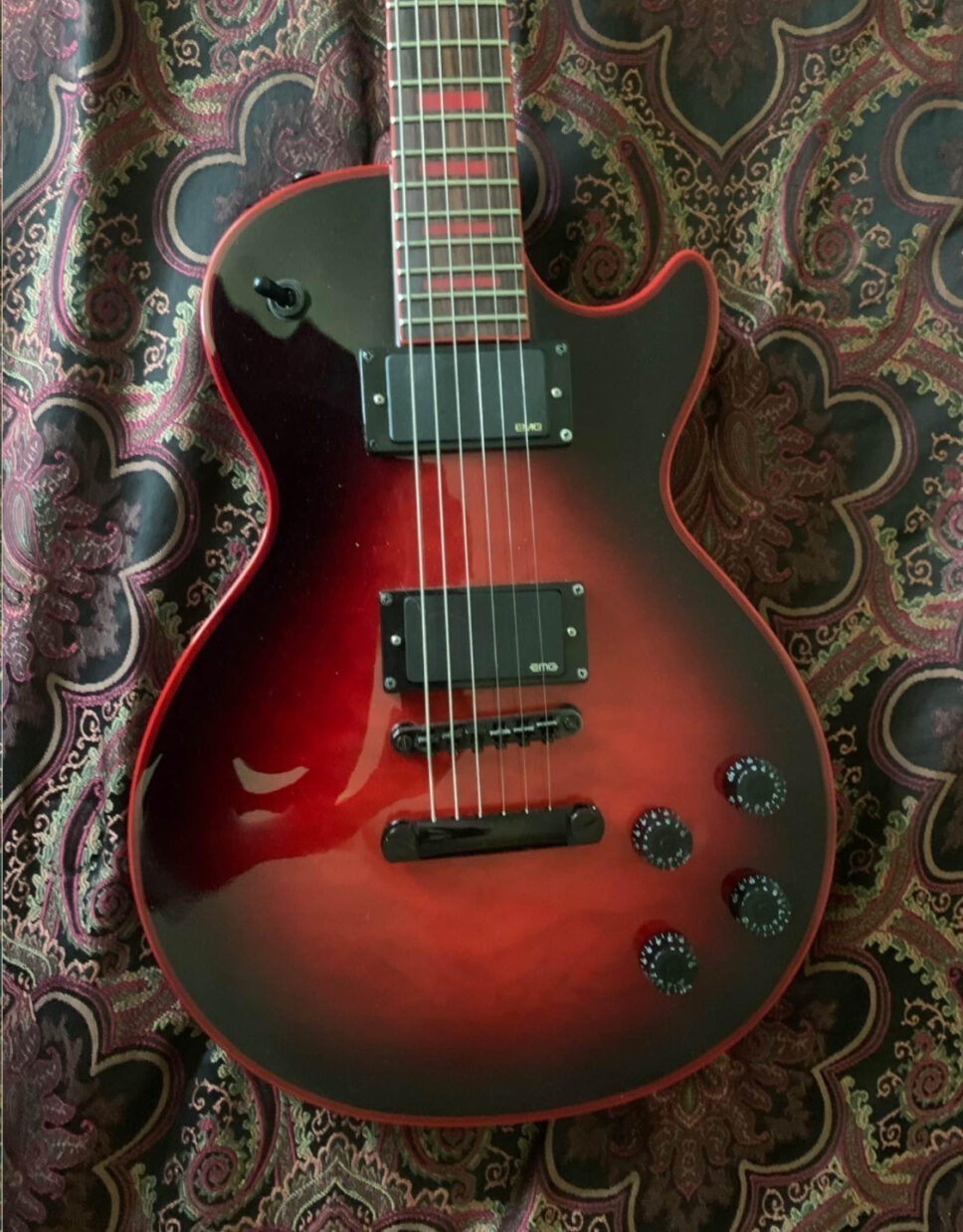 Chibson Les Paul Custom
