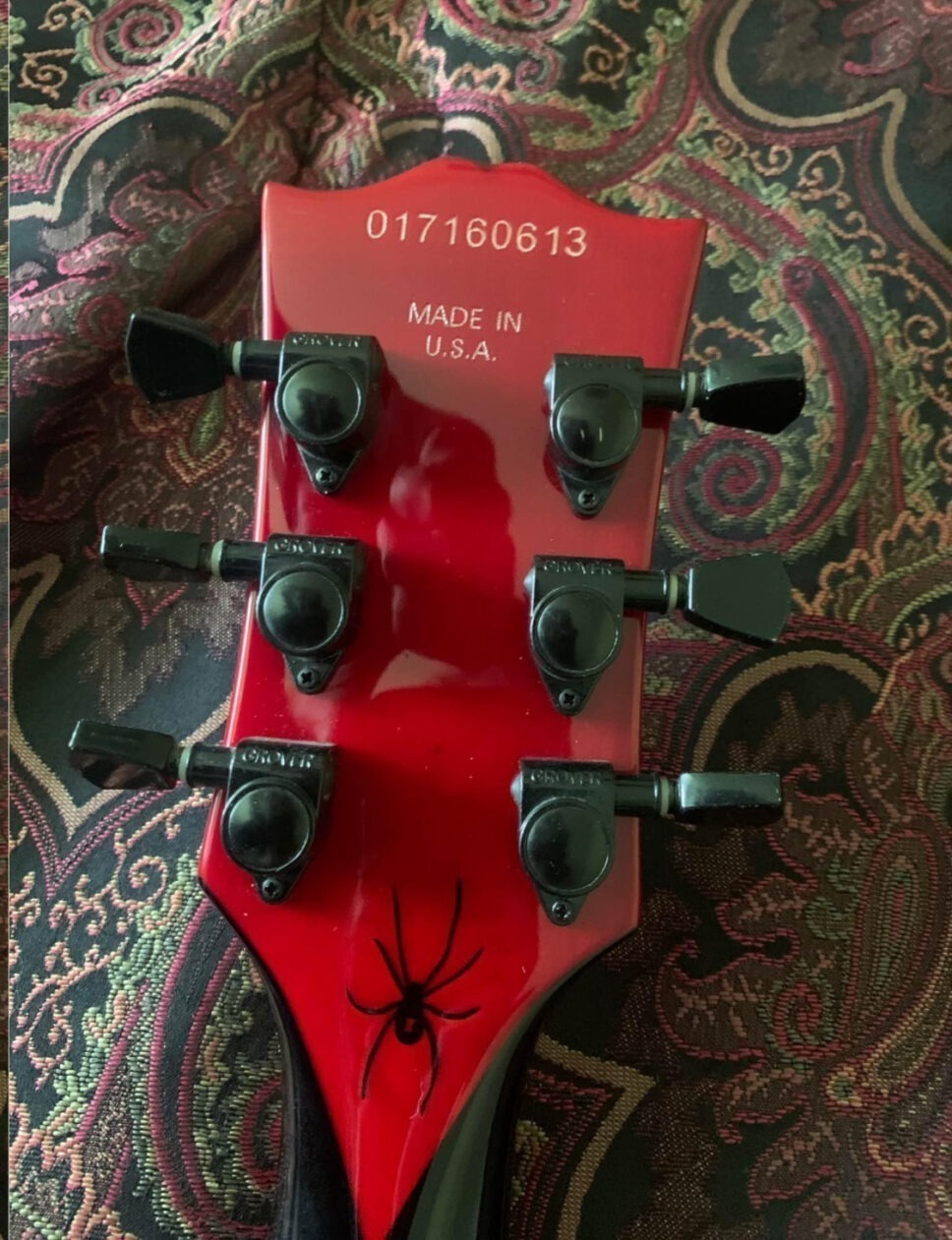 Chibson Les Paul Custom