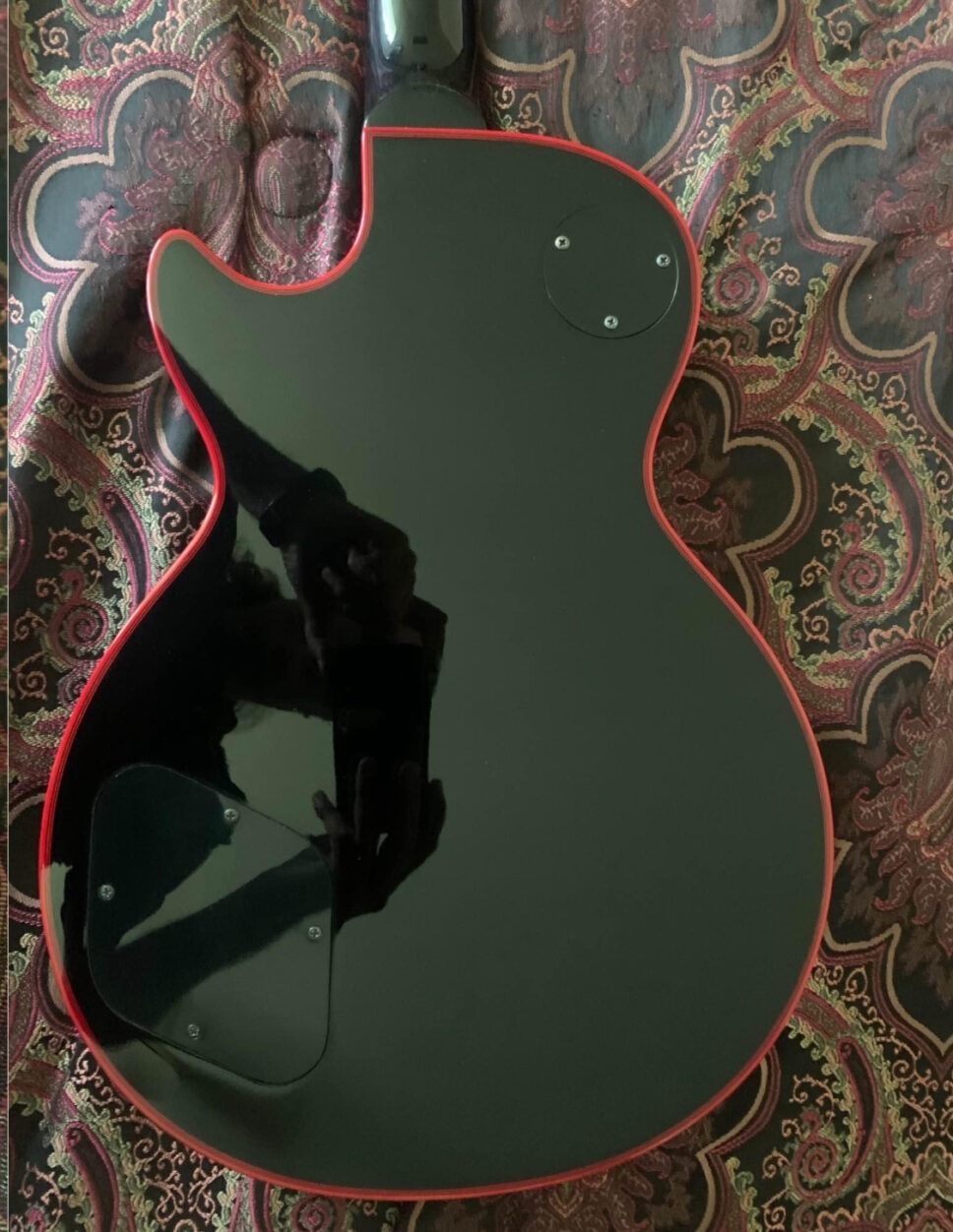 Chibson Les Paul Custom