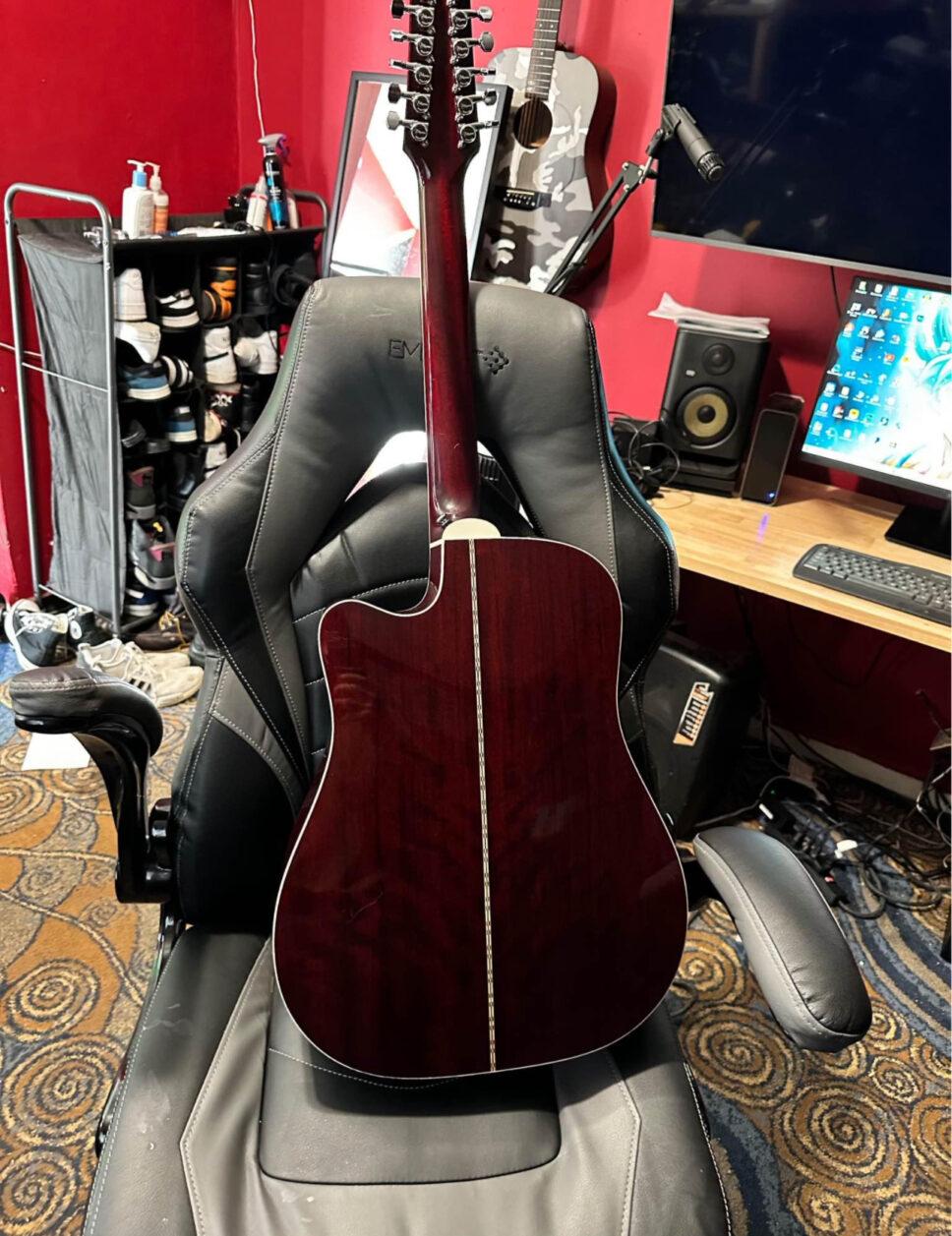 TAKAMINE JJ 12 STRINGS