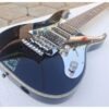 Guitare Électrique UV777 Universe Steve