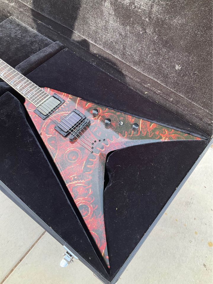 DEAN DAVE MUSTAINE GEARS OF WAR Electric Guitar Korean