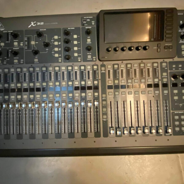 X32 Digital Mixer