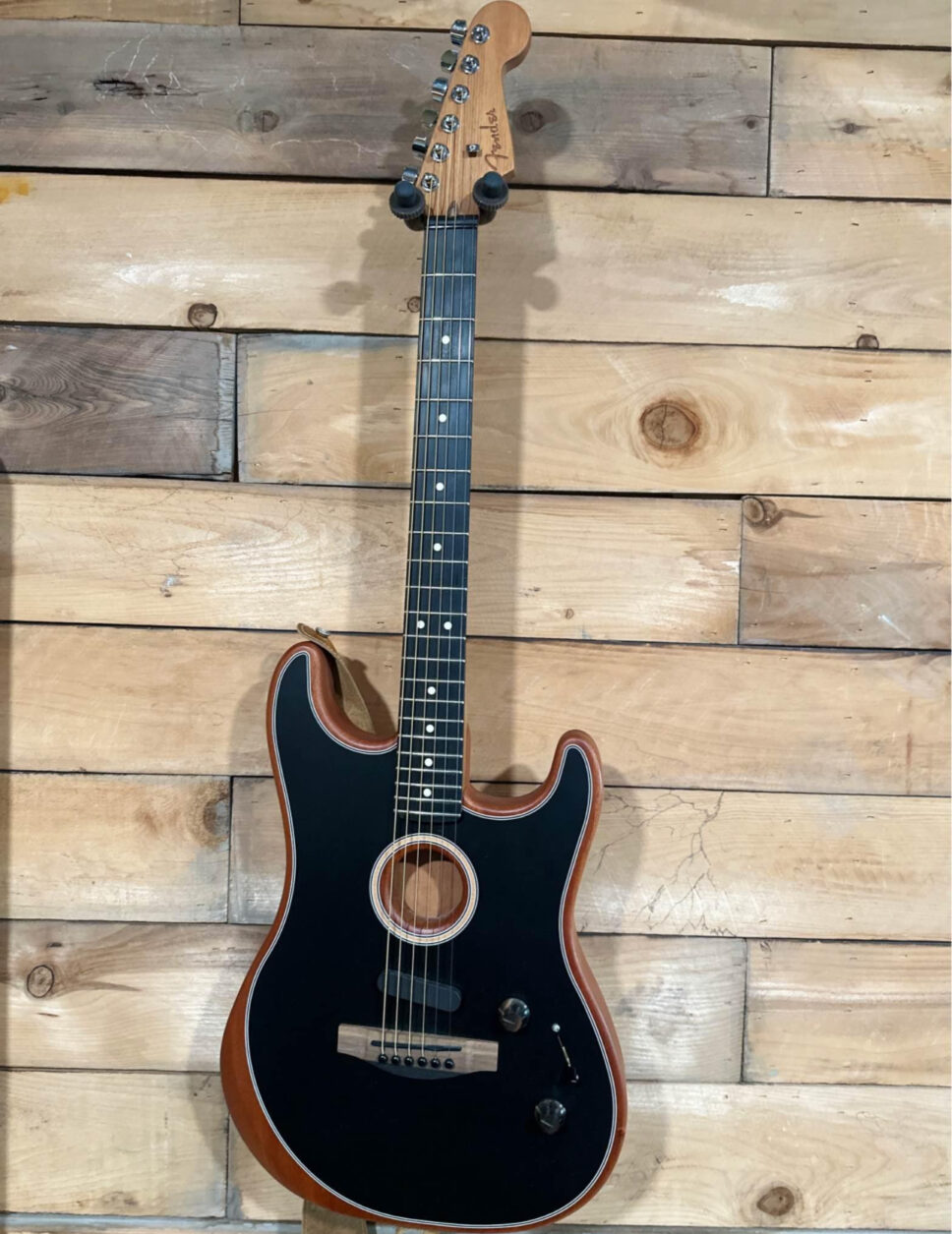 fender acoustasonic Stratocaster made in USA