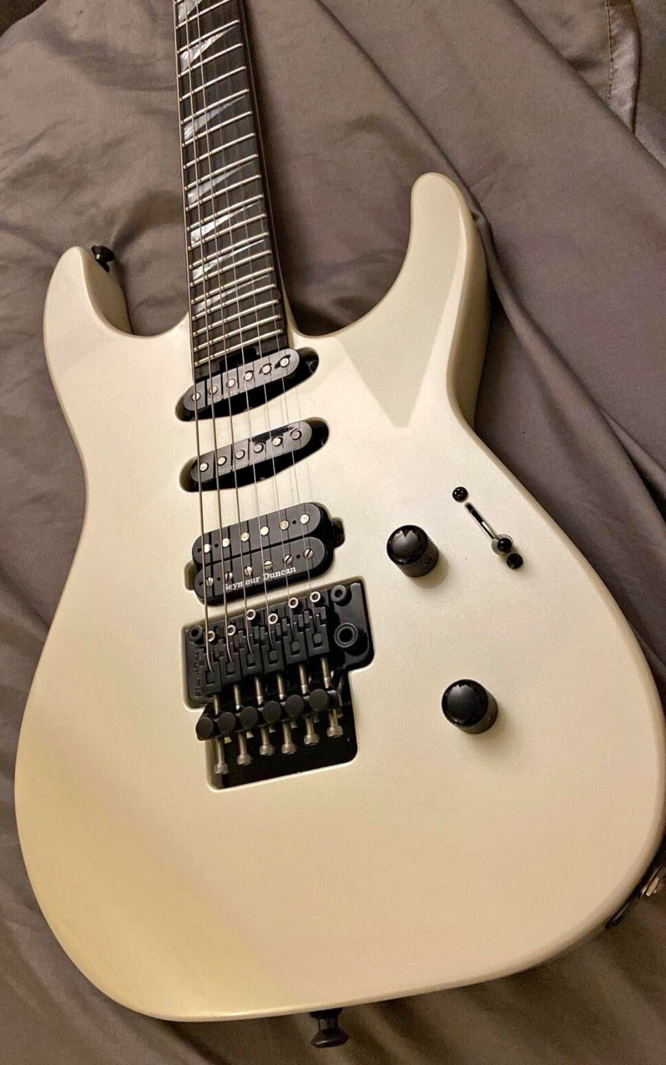 Jackson American Series Soloist SL3 Platinum Pearl