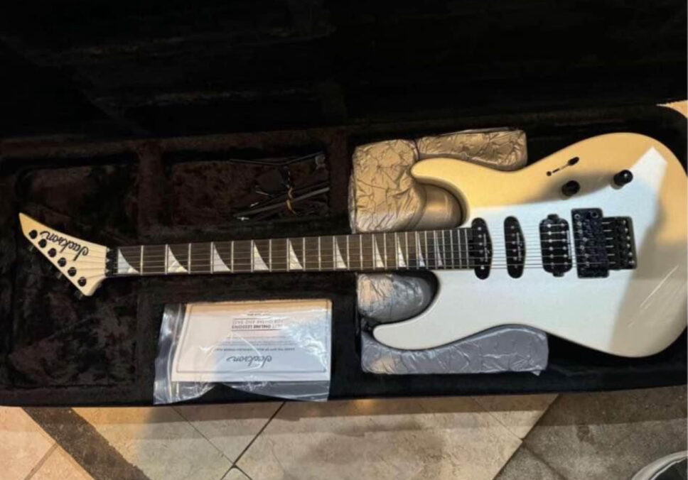 Jackson American Series Soloist SL3 Platinum Pearl