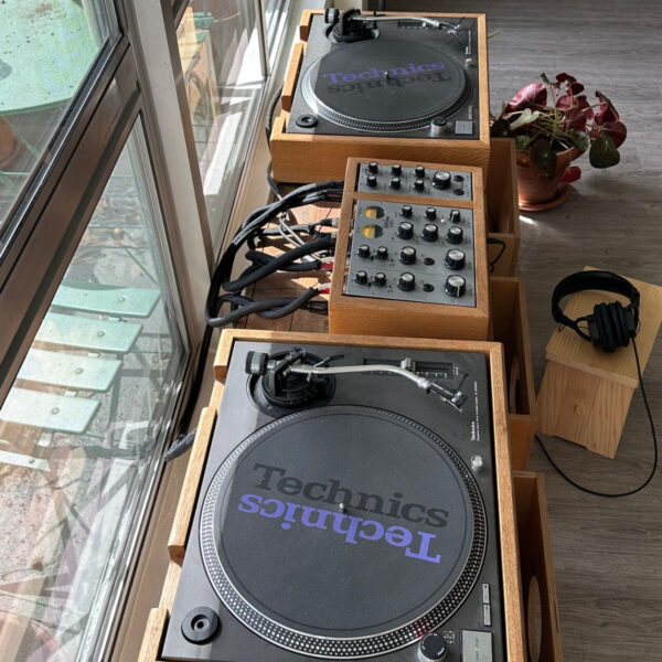 Technics Mk3 Turntables w/ Mastersounds Mixer DJ Setup