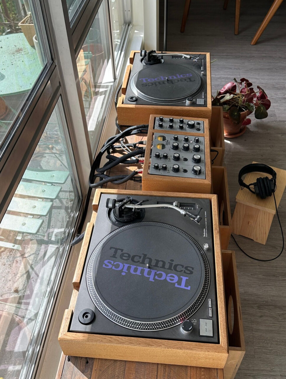 Technics Mk3 Turntables w/ Mastersounds Mixer DJ Setup