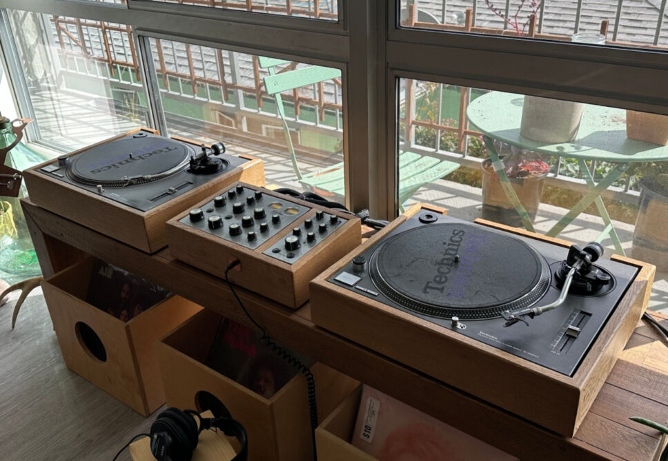 Technics Mk3 Turntables w/ Mastersounds Mixer DJ Setup