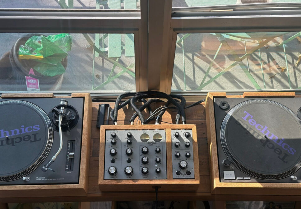 Technics Mk3 Turntables w/ Mastersounds Mixer DJ Setup
