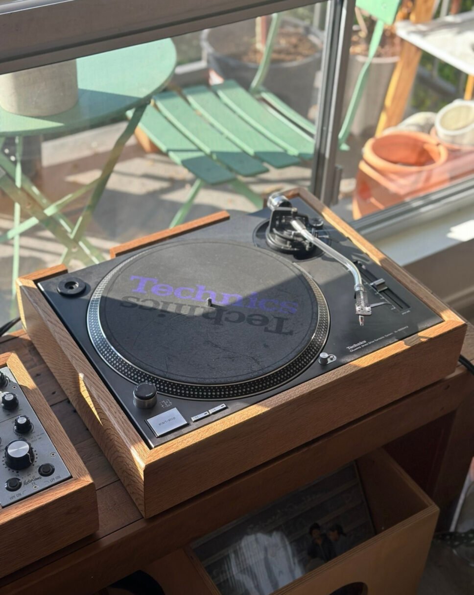 Technics Mk3 Turntables w/ Mastersounds Mixer DJ Setup