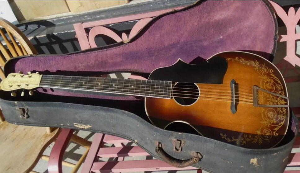Vintage Kay Kraft guitar 1930's with original case