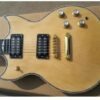 Guitare électrique en bois naturel