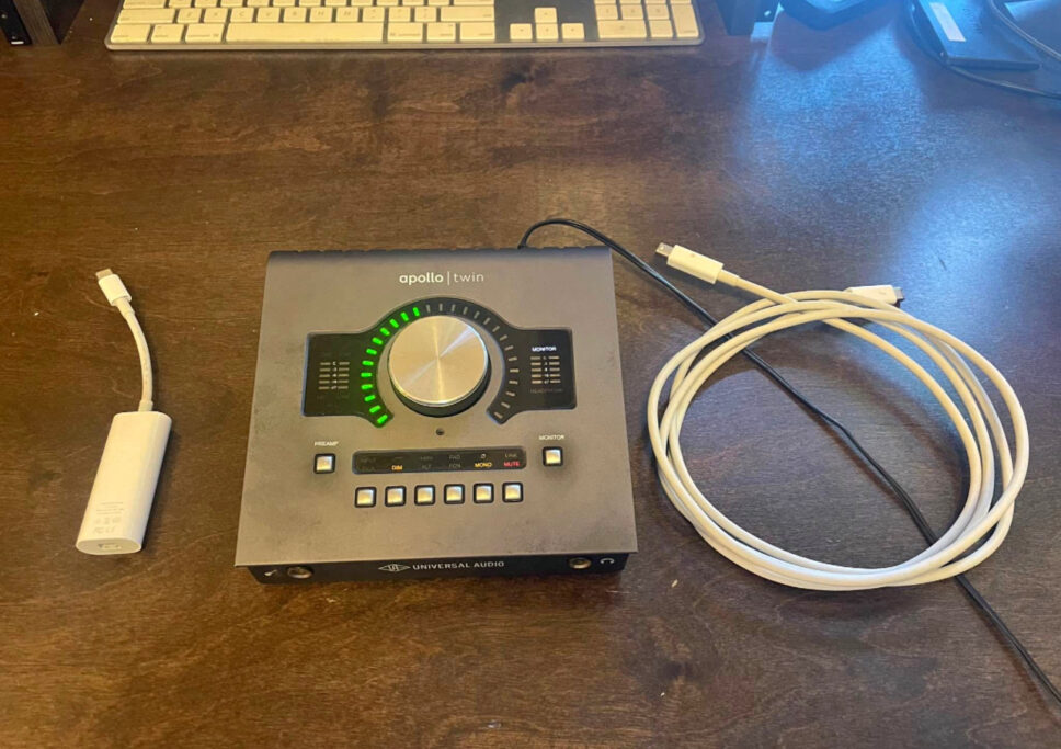 Universal Audio Apollo Twin DOU mkII (with thunderbolt cable
