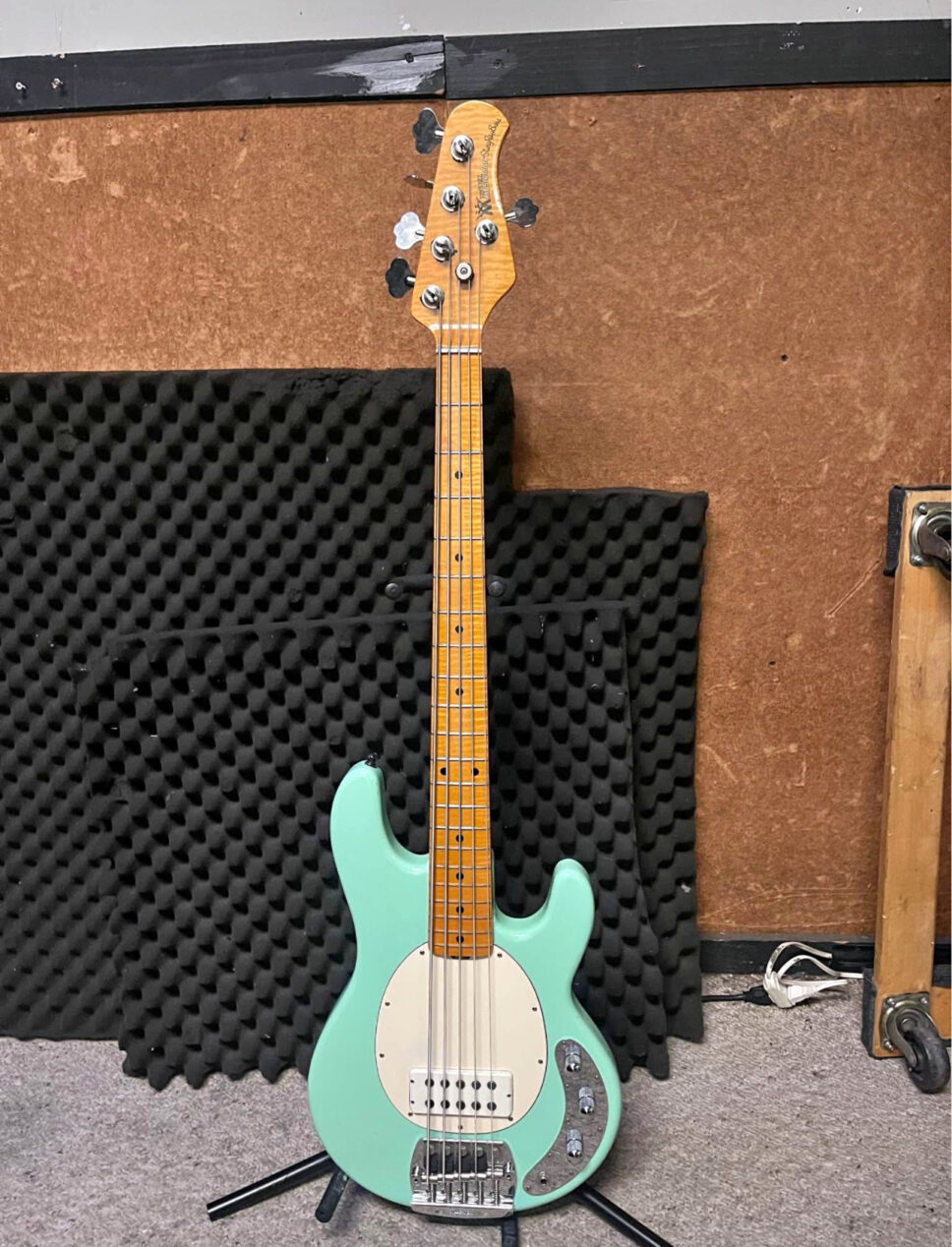 Ernie Ball Music Man Classic StingRay 5