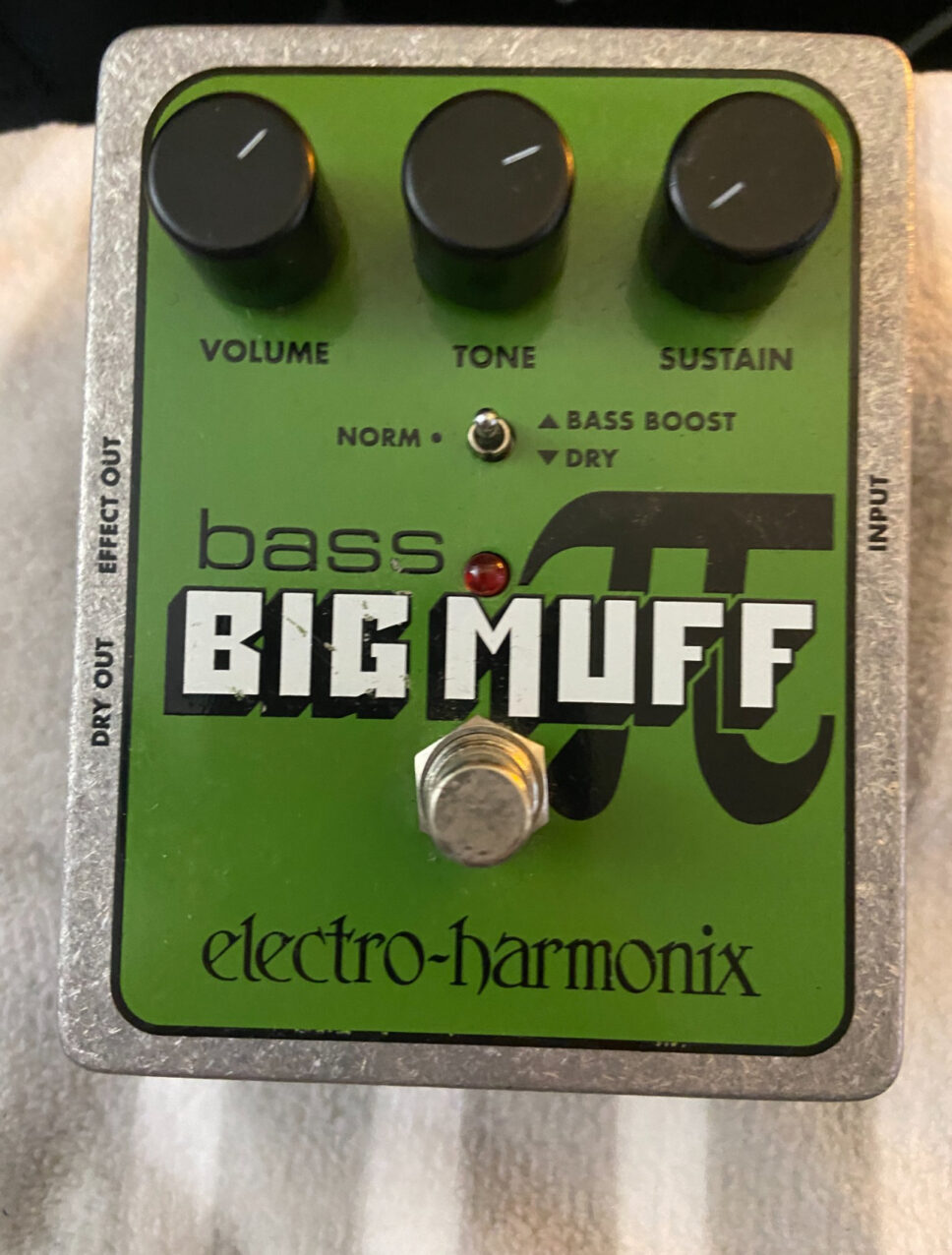 Guitar and bass pedals