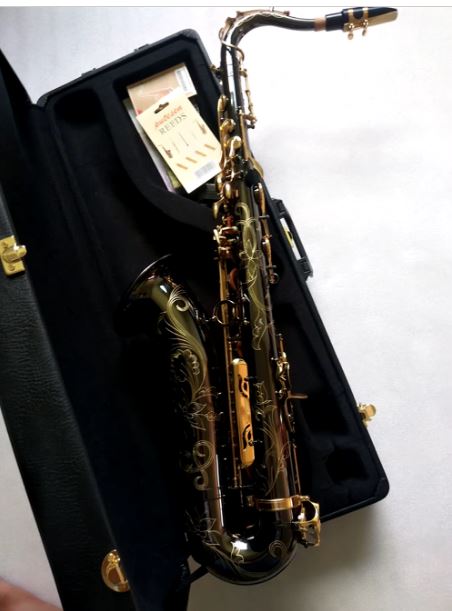Saxophone Ténor Japonais Plat 2025