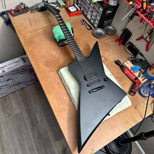 Esp Ltd Black Metal EX