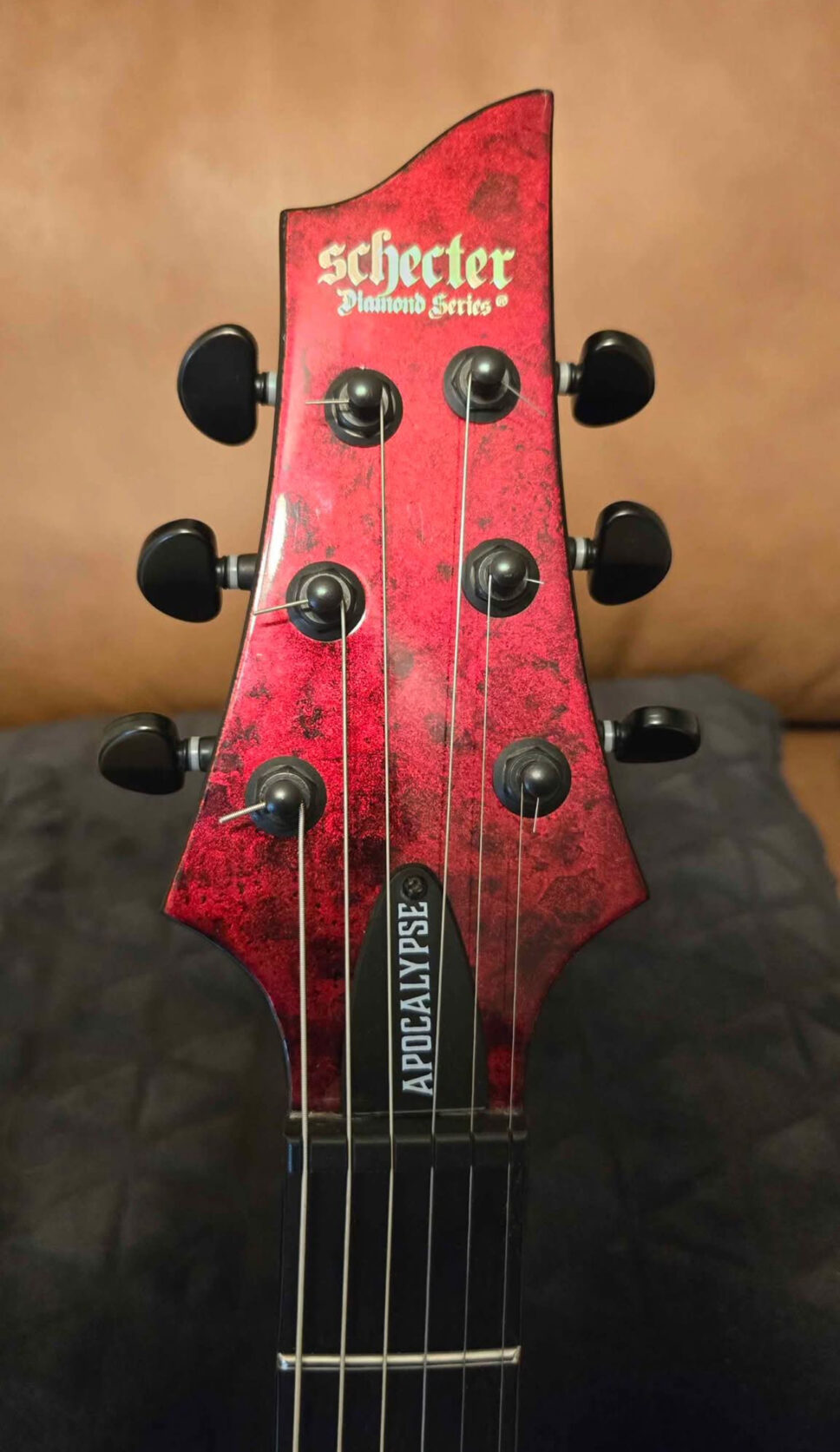 Schecter V-1 Apocalypse Red Reign