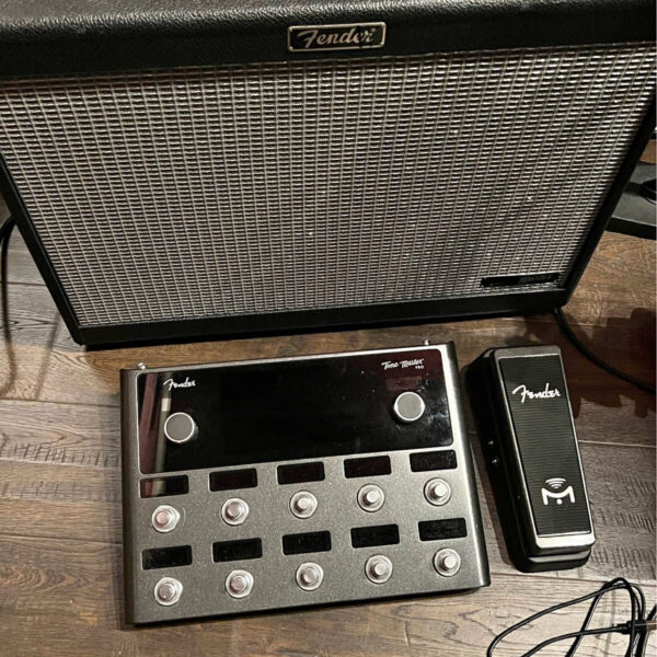 Fender Tone Master Pro w/ cabinet and wah pedal