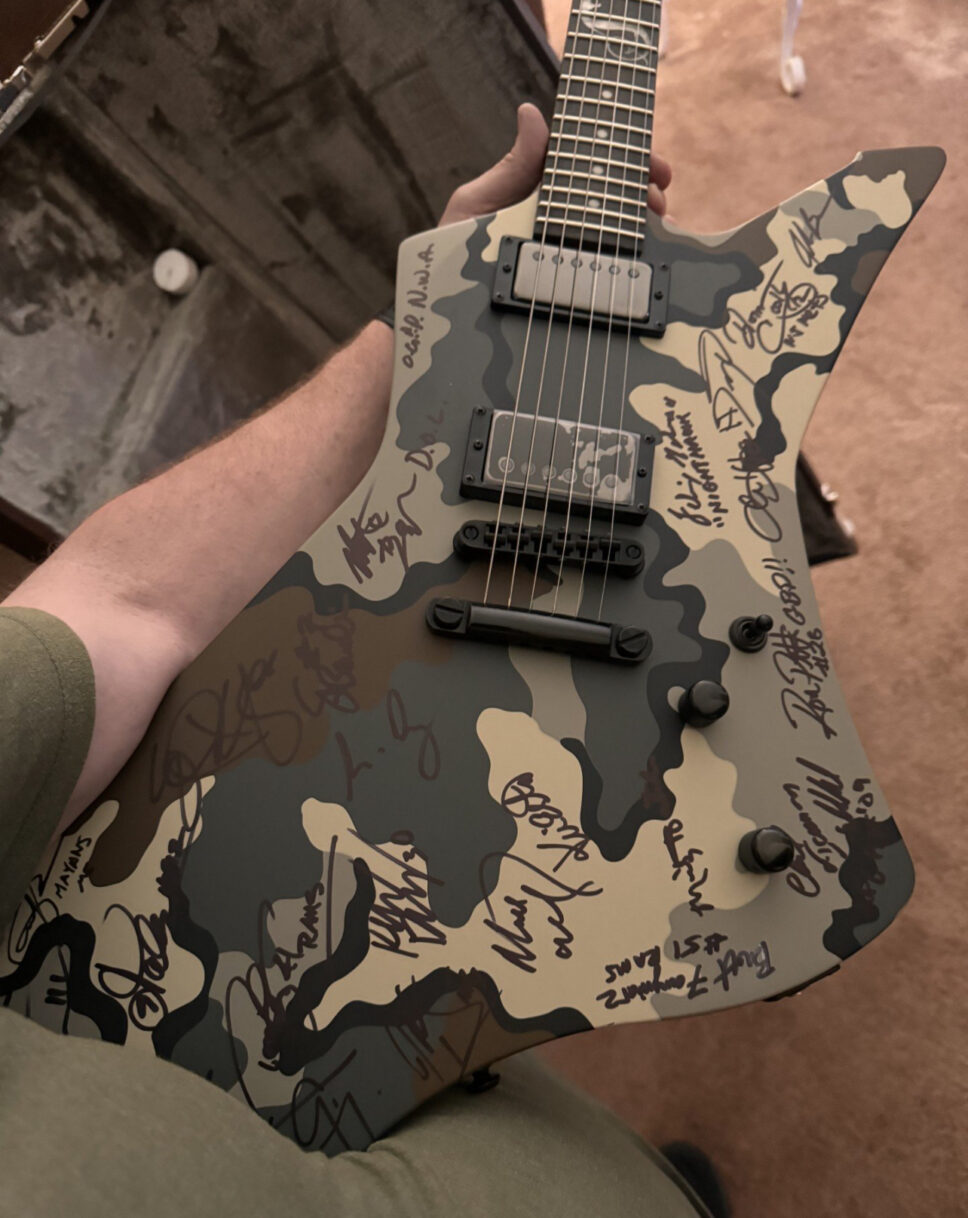 ESP/LTD SWEETWATER James Hetfield Signature Snakebyte Electr