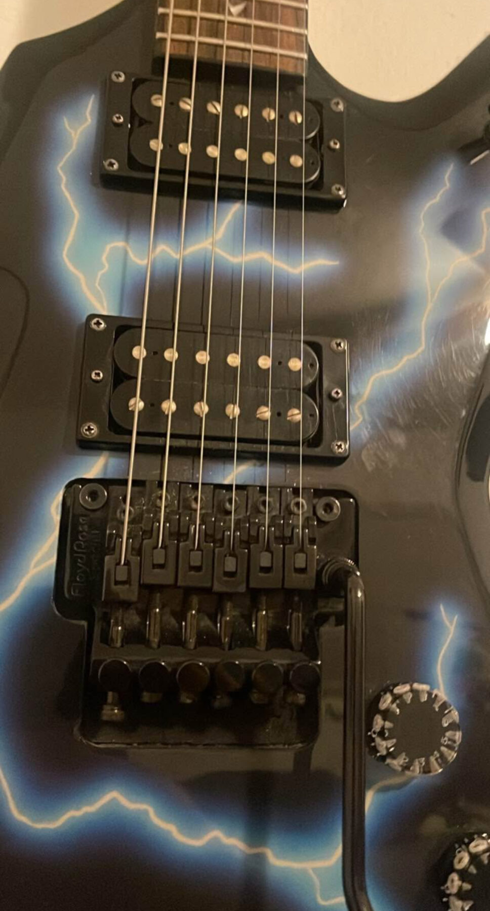 Dean Razorback Lightning Bolt
