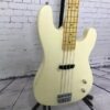 Guitare Basse Personnalisée