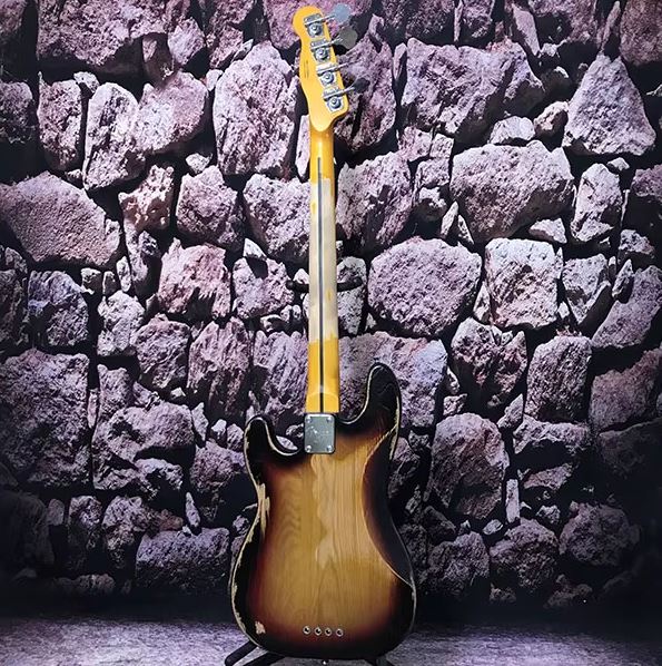 Guitare Basse Électrique Fait à la Main
