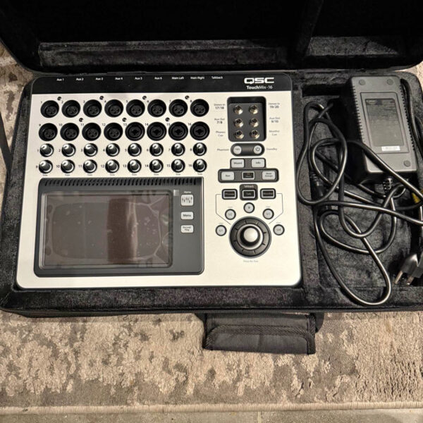 QSC TouchMix 16 Mixer