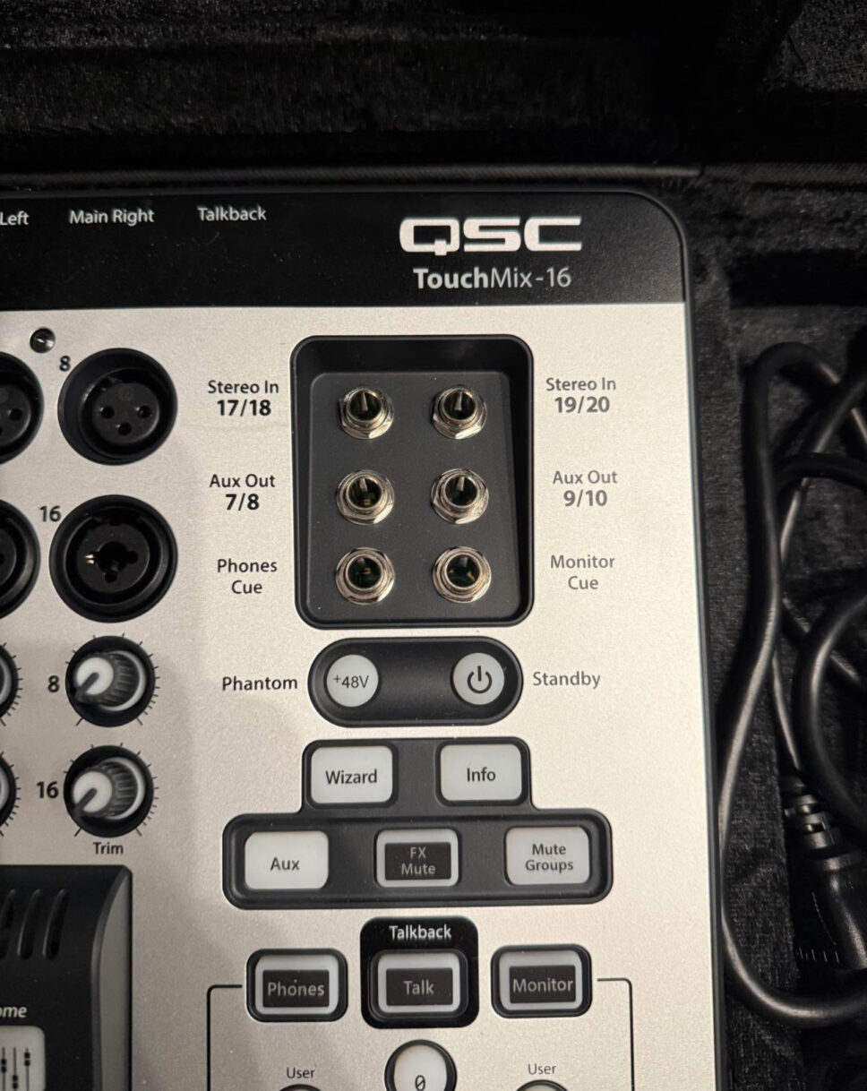 QSC TouchMix 16 Mixer