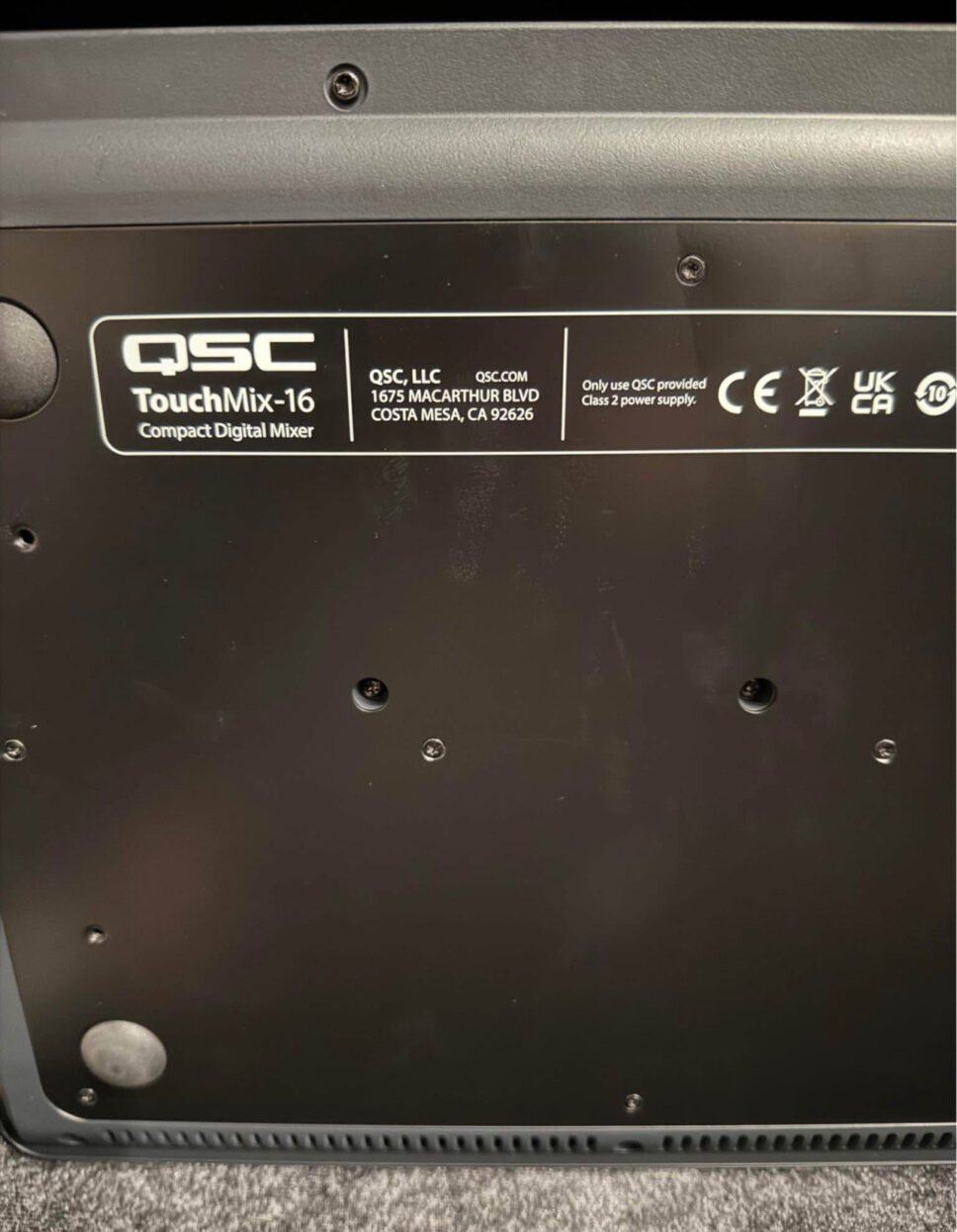 QSC TouchMix 16 Mixer