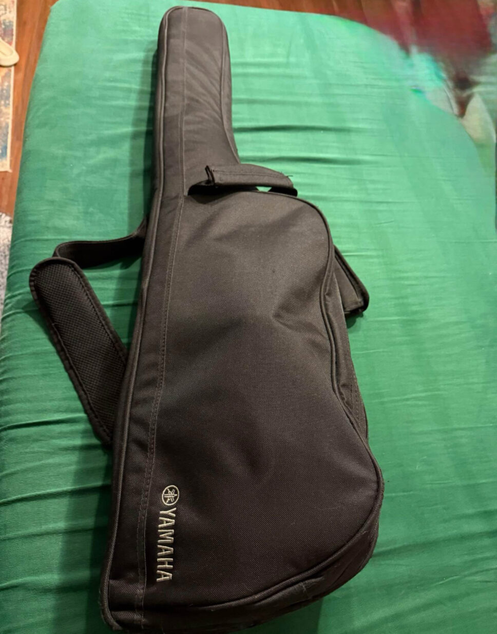 Yamaha silent guitar