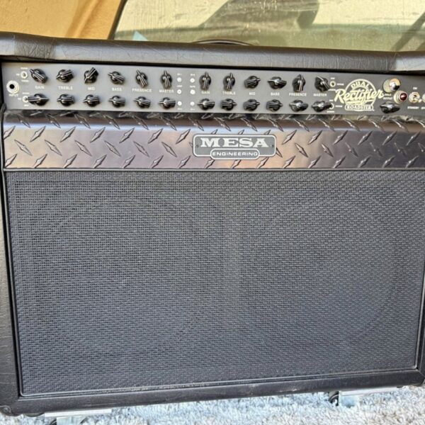 Guitar amp: Mesa engineering dual rectifier roadster