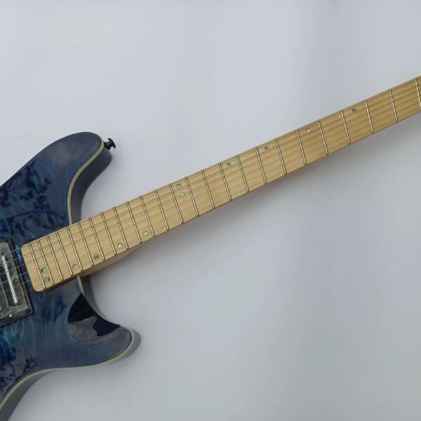 Guitare Électrique Sans Tête en Forme d'Éventail