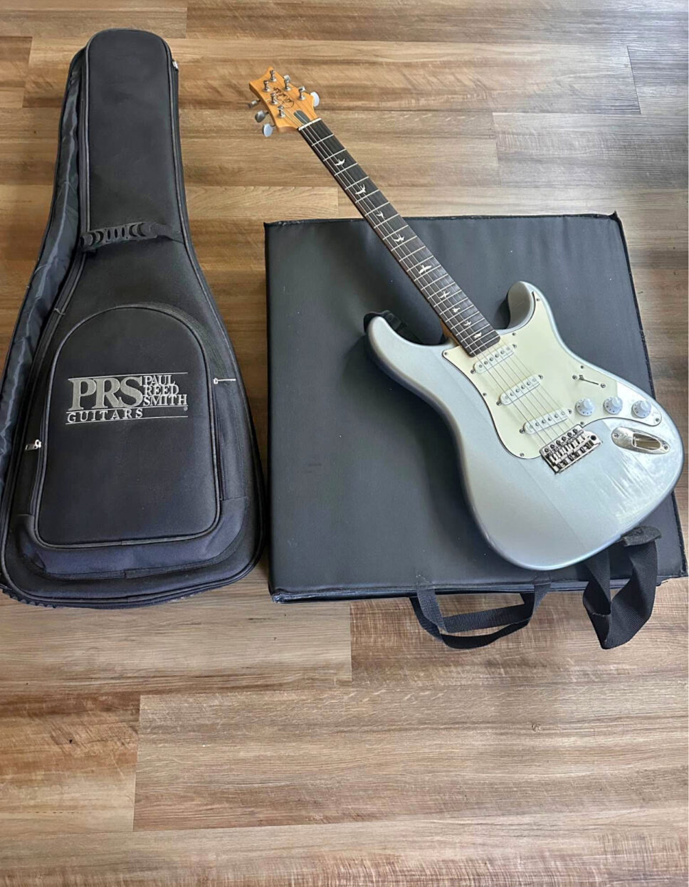 PRS Silver Sky