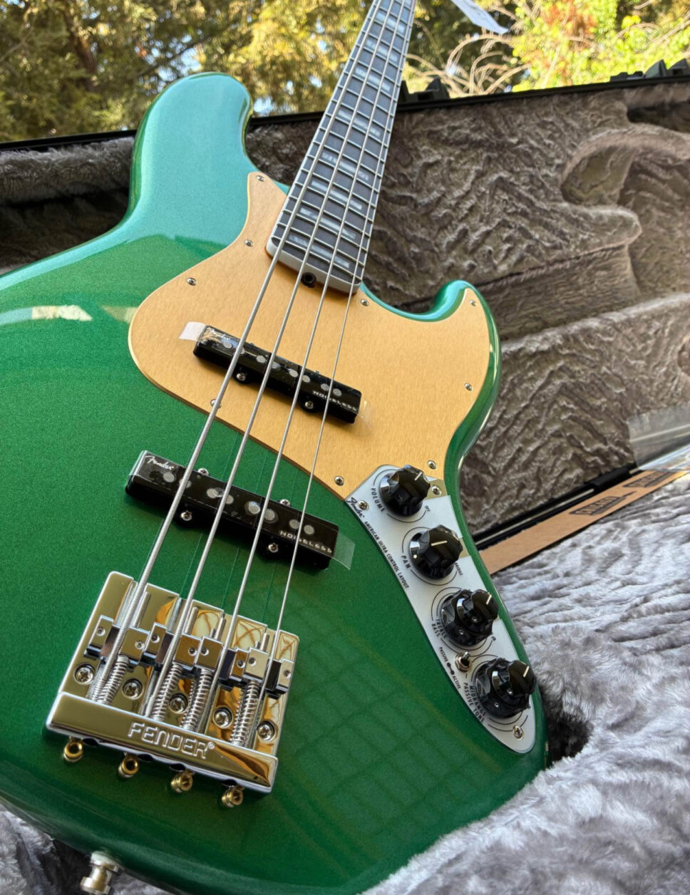 Fender American Ultra Jazz Bass